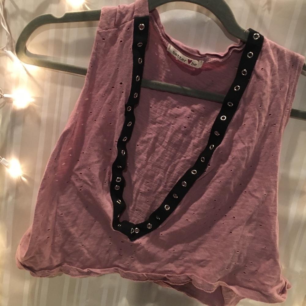 Distressed cropped tank top